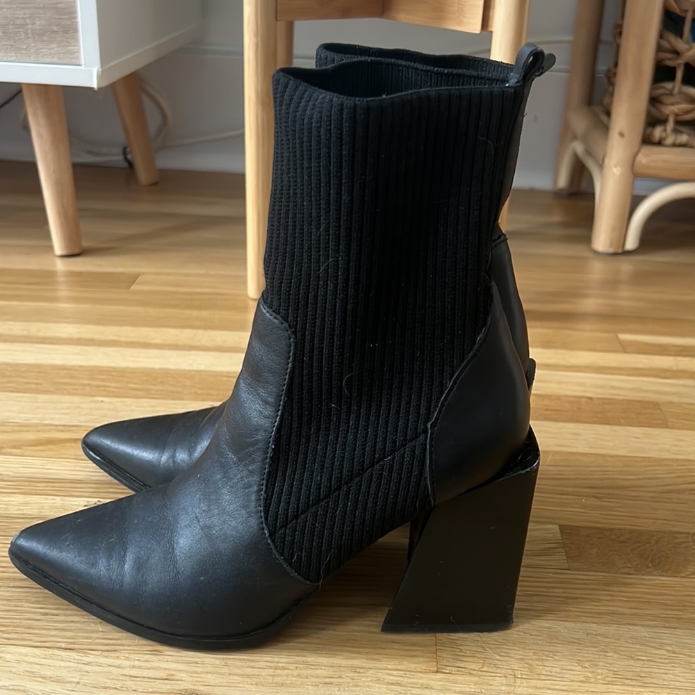 Steve Madden Black Pointed Block Heel Sock Booties - Picture 3 of 7